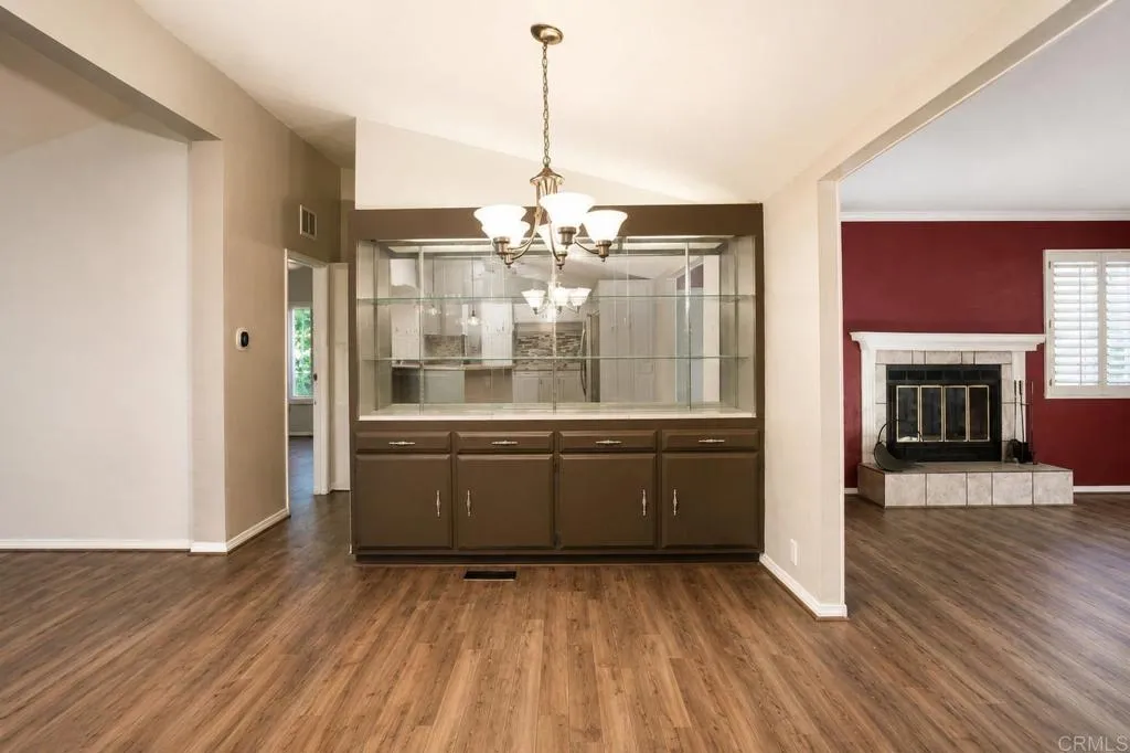 https://cdn.realtyfeed.com/cdn/127/306770416/38d18503dfdc08b4b42744b513e11330.webp