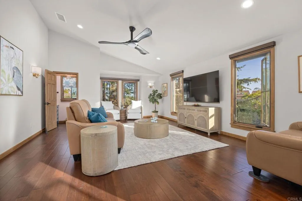 https://cdn.realtyfeed.com/cdn/127/306770418/2175514c4ef7b880301dec5ace1249e6.webp