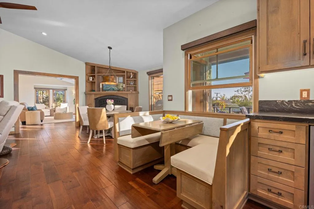 https://cdn.realtyfeed.com/cdn/127/306770418/7e180d587d87ebd25f8236584552245c.webp