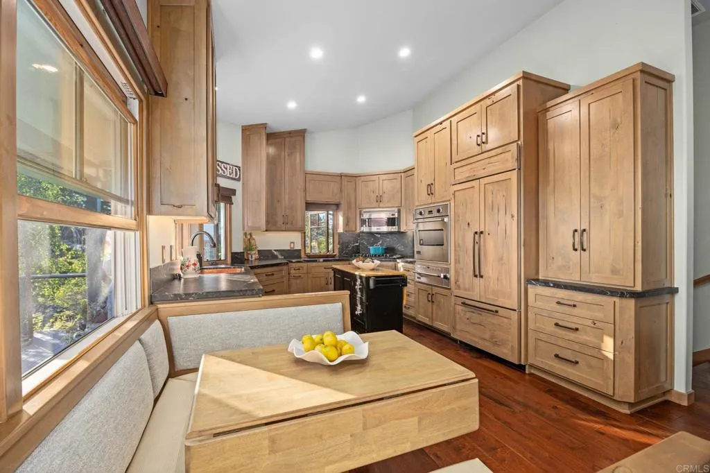 https://cdn.realtyfeed.com/cdn/127/306770418/9703b7e54cdca7d765fb48d1e835a779.webp