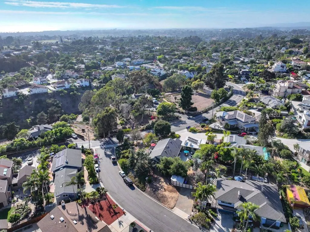 https://cdn.realtyfeed.com/cdn/127/306770418/9ca98c5fcdced0852ba2b35c83085394.webp