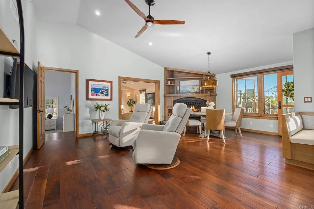 https://cdn.realtyfeed.com/cdn/127/306770418/be119adb2b07376184b6bbc974cc83d2.webp