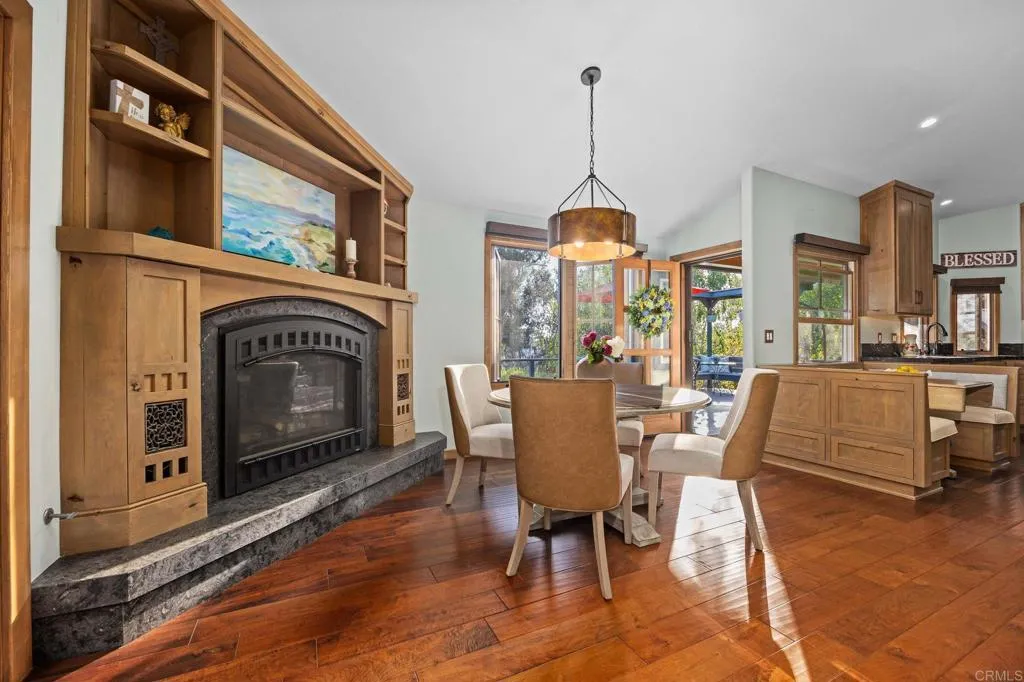 https://cdn.realtyfeed.com/cdn/127/306770418/bf387f79270002b70b2f9d5c09eeeedc.webp