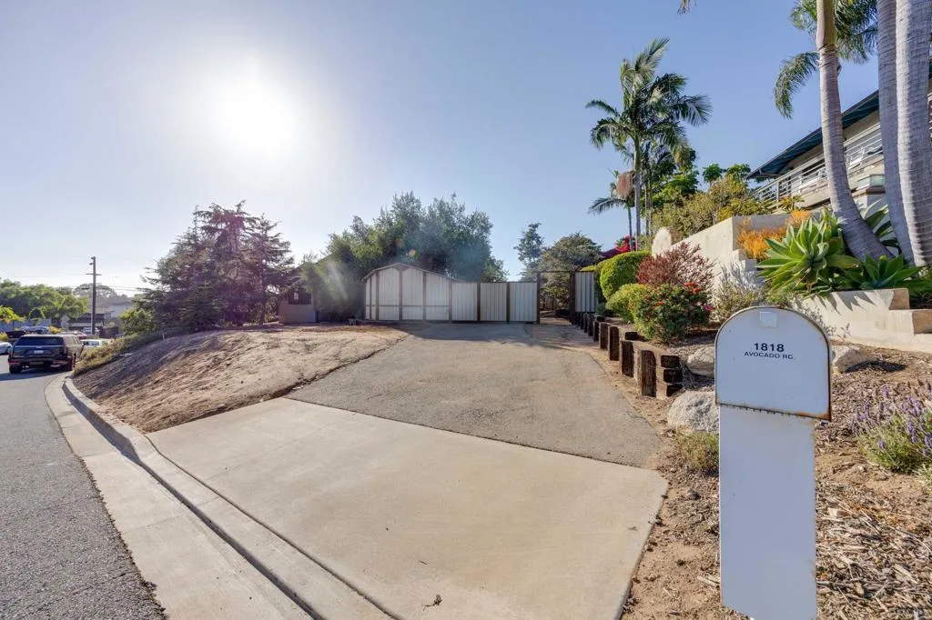https://cdn.realtyfeed.com/cdn/127/306770418/c9c05a1ef8503b52414a5d12aa1f3222.webp