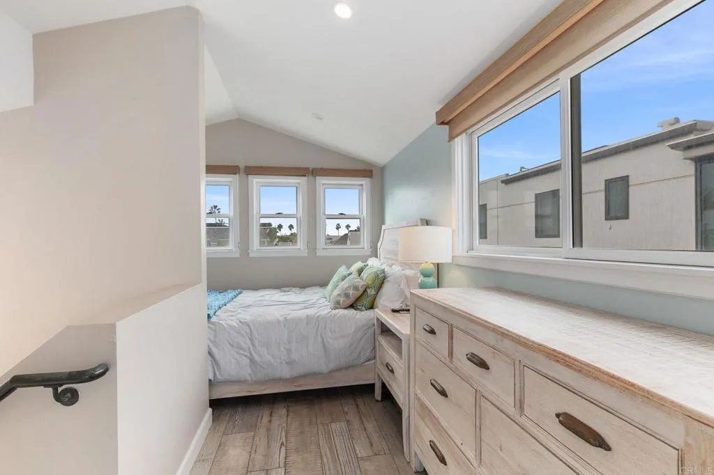 https://cdn.realtyfeed.com/cdn/127/306770426/2b34b7ff3c4d50302dc01734de543a1f.webp