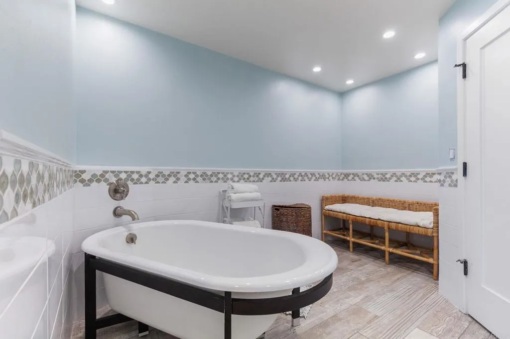 https://cdn.realtyfeed.com/cdn/127/306770426/3b1da48b0e05fcd936ca8123b8673ac4.webp