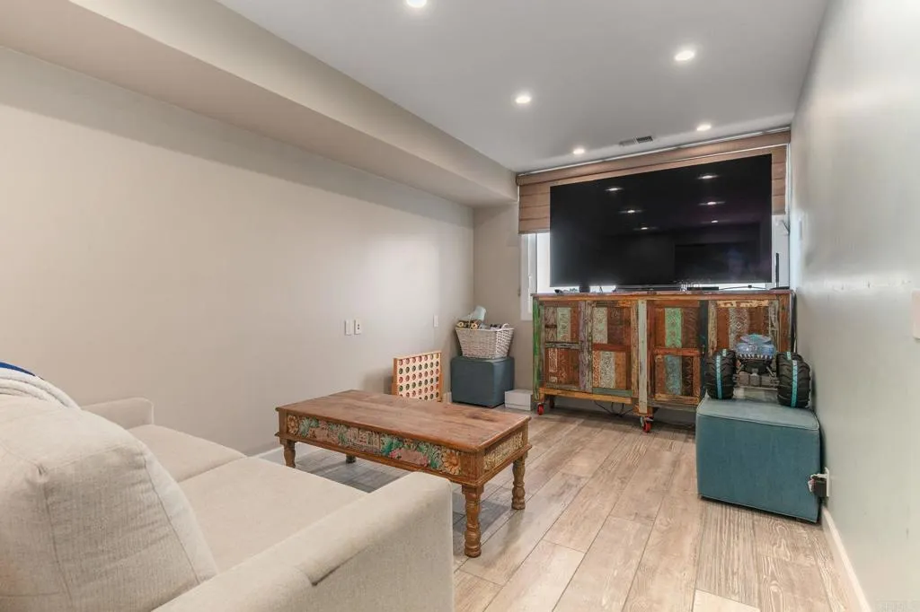 https://cdn.realtyfeed.com/cdn/127/306770426/a962f447610df1354620dac0cf46bec5.webp