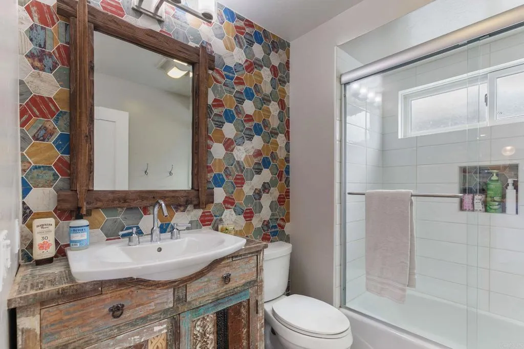 https://cdn.realtyfeed.com/cdn/127/306770426/cc05d4381ac9c6220a4dd7b45430872e.webp