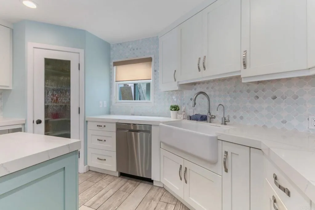 https://cdn.realtyfeed.com/cdn/127/306770426/dc57fb9cf06938da8a43b7bc0c708cbf.webp