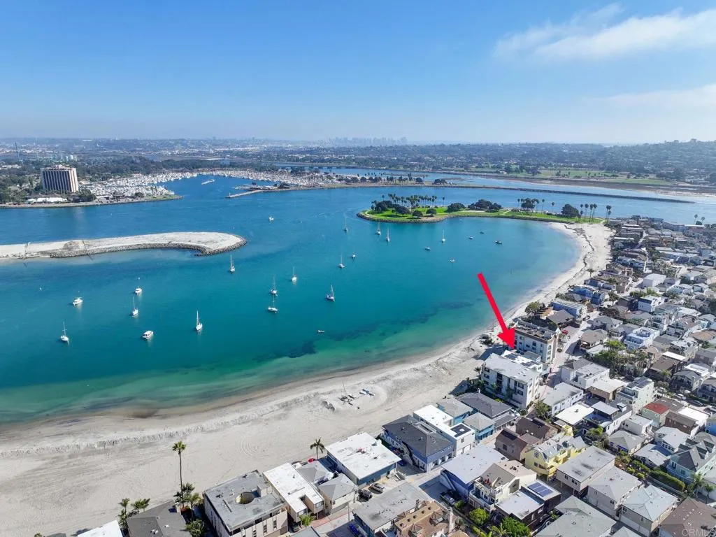 https://cdn.realtyfeed.com/cdn/127/306770426/efb9aa9f88c134334039d915381a7e75.webp