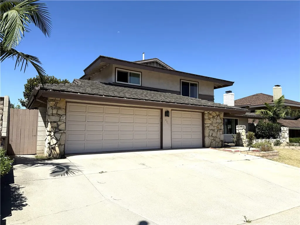 231 N Redrock, Anaheim, CA 92807 - Photo 2 of 14, Anaheim, CA