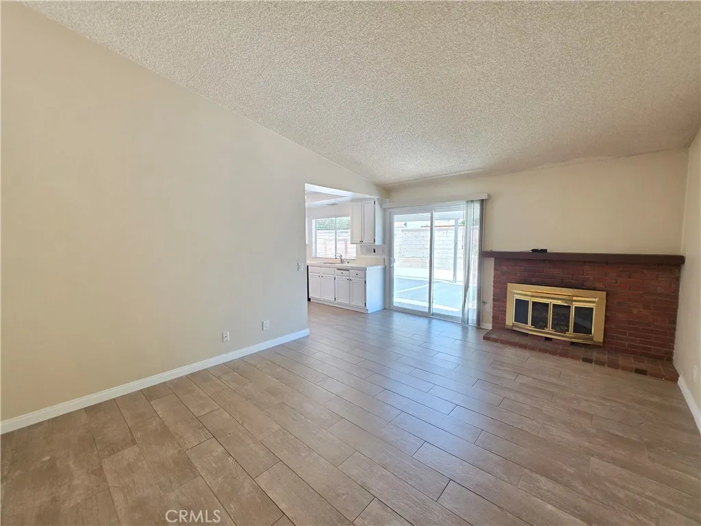 44034 4th East, Lancaster, CA 93535 - Photo 4 of 25, Lancaster, CA