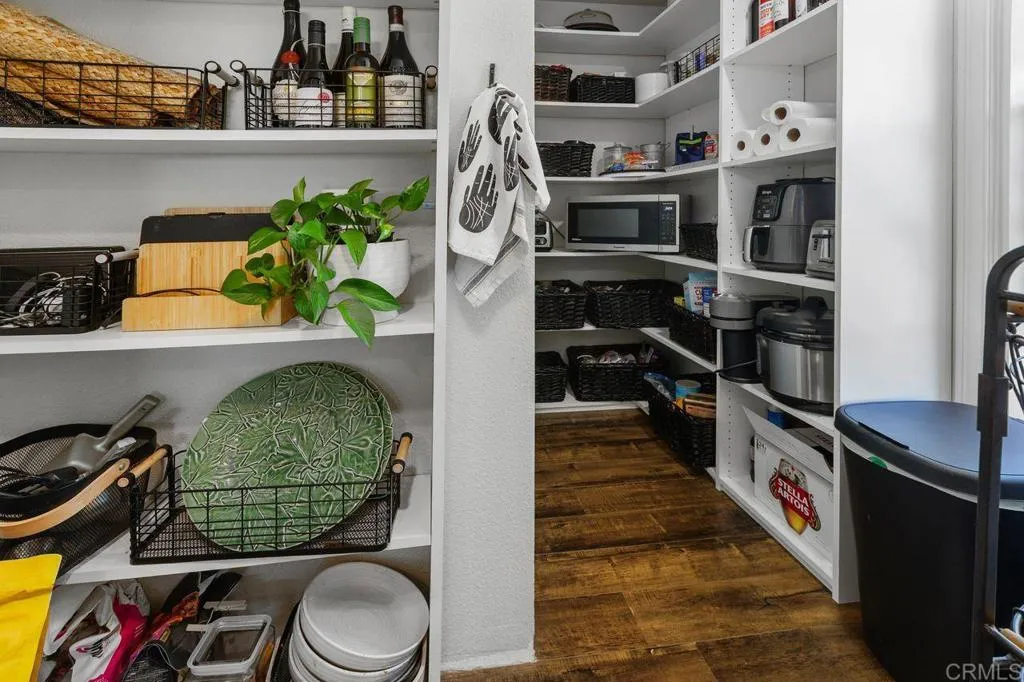 https://cdn.realtyfeed.com/cdn/127/306770449/493cb15bffe675450a1f9c404478e84c.webp