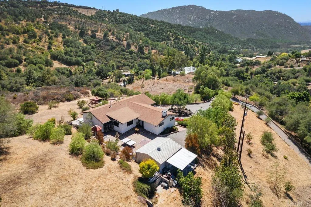 https://cdn.realtyfeed.com/cdn/127/306770449/d6e165d9eba2b623f72952bee867e691.webp