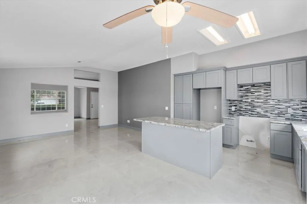 17573 Hudson Drive, Victorville, CA 92395 - Main photo, Victorville, CA