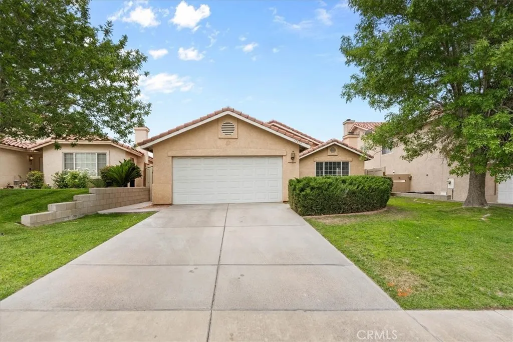17573 Hudson Drive, Victorville, CA 92395 - Photo 4 of 37, Victorville, CA