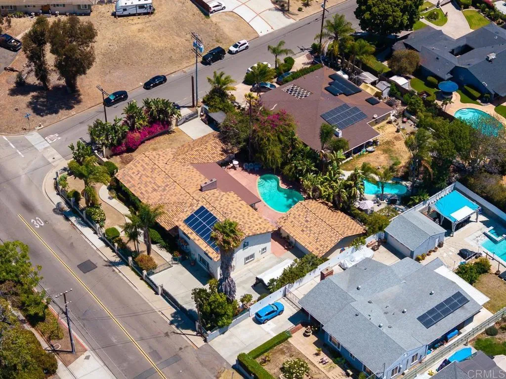https://cdn.realtyfeed.com/cdn/127/306770472/45b47469c120e2e56c9b1a60c47f24cf.webp