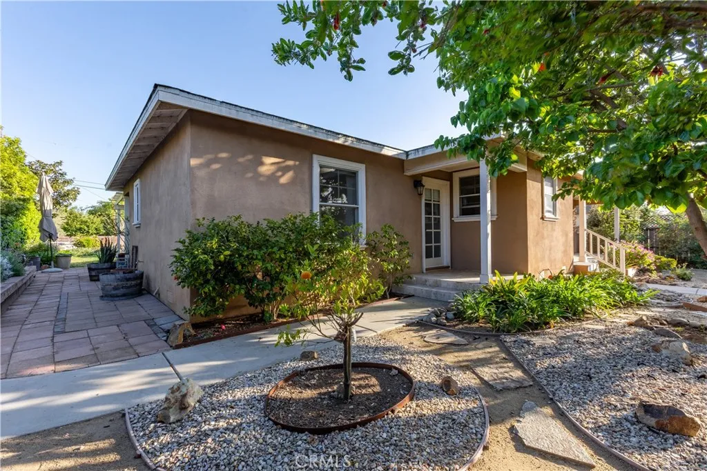 https://cdn.realtyfeed.com/cdn/127/306770508/13acbcd74abfe29562945ac93cdd690a.webp