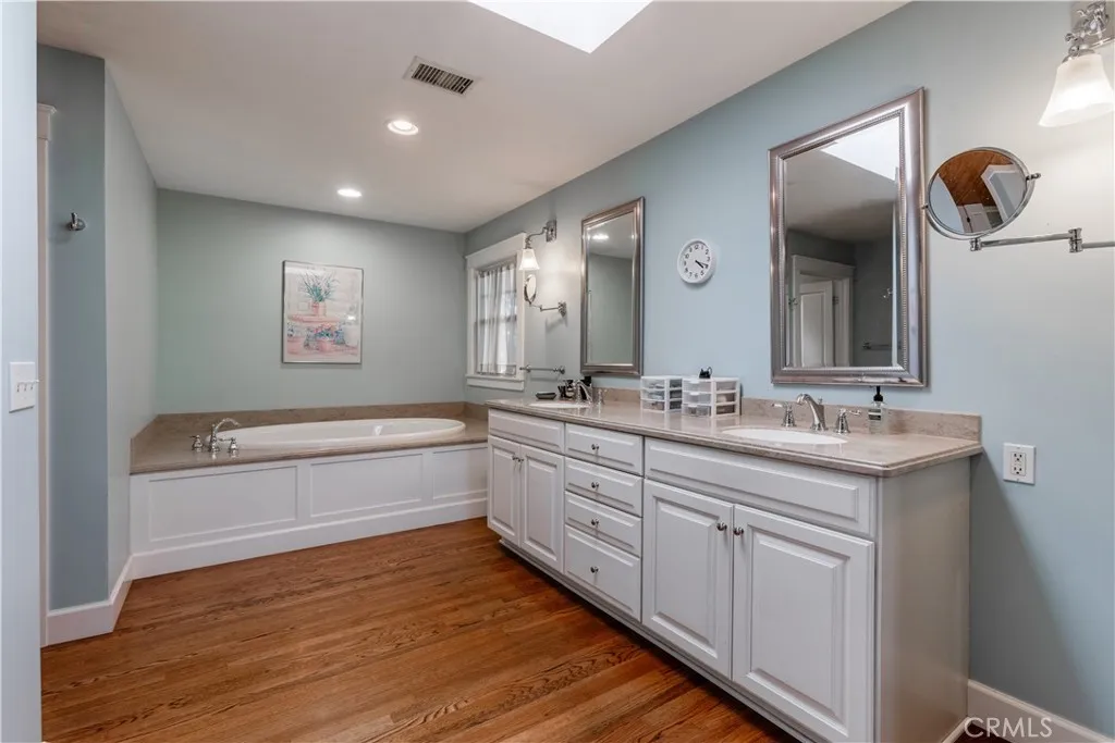 https://cdn.realtyfeed.com/cdn/127/306770508/47472f7eed71ac86295409e53ab75a26.webp