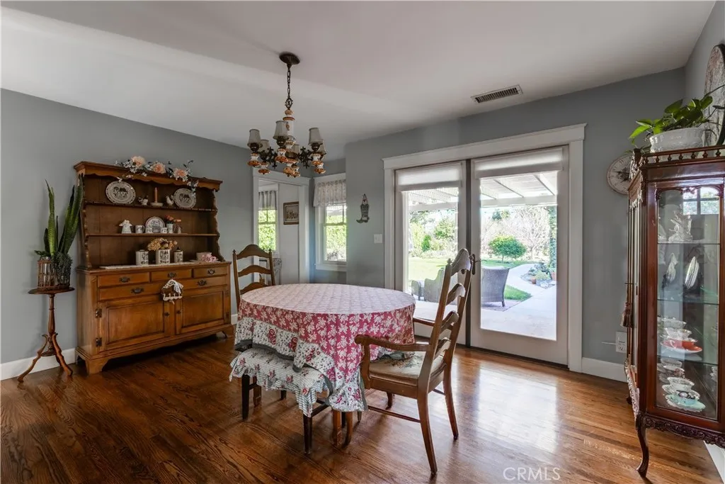 https://cdn.realtyfeed.com/cdn/127/306770508/b8695c8e1dc3cf8fc60e16979ed25512.webp