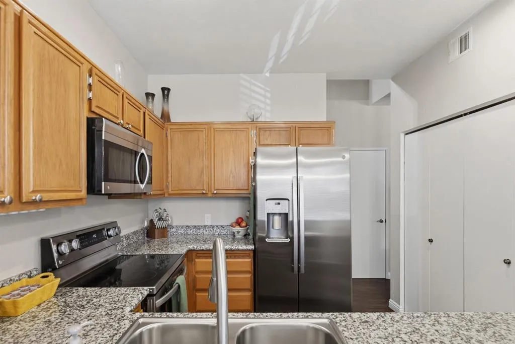 https://cdn.realtyfeed.com/cdn/127/306770532/128667ff9313bd31f499cf5c20598805.webp