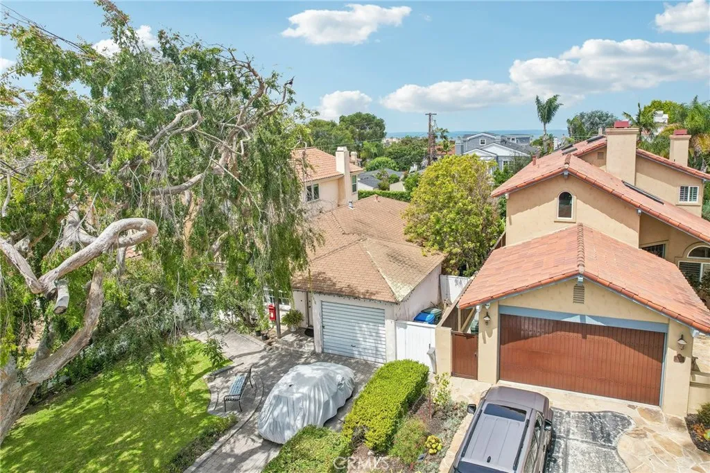 647 S Irena Avenue, Redondo Beach, CA 90277 - Photo 2 of 25, Redondo Beach, CA