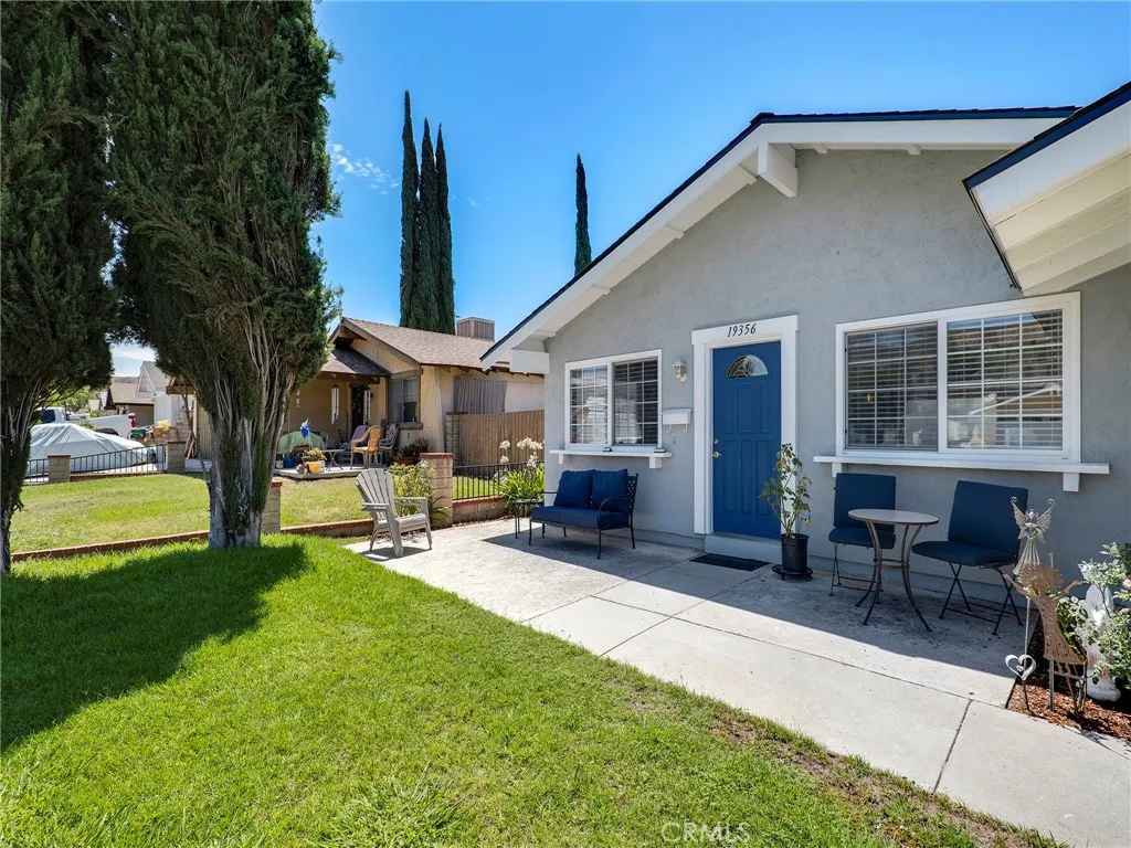 19356 Ranier, Canyon Country, CA 91351 - Photo 3 of 28, Canyon Country, CA