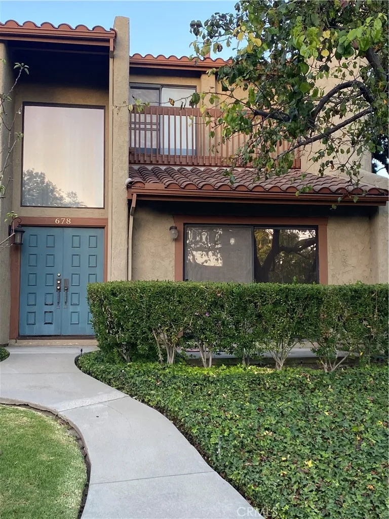 678 Rosewood, Camarillo, CA 93010 - Main photo, Camarillo, CA
