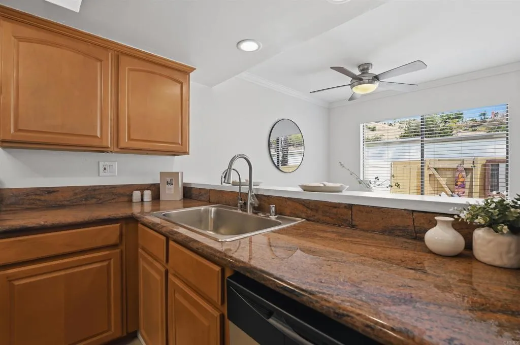 https://cdn.realtyfeed.com/cdn/127/306770561/aa9be763559985a05e16e257ef35fe4c.webp