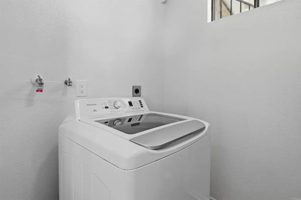 https://cdn.realtyfeed.com/cdn/127/306770561/af8c3212bae01ea3596276e94ad5009e.webp