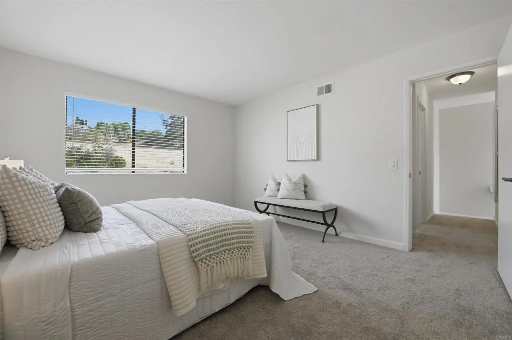 https://cdn.realtyfeed.com/cdn/127/306770561/c593c5dfd7273aa0c260e2e87ac2671a.webp