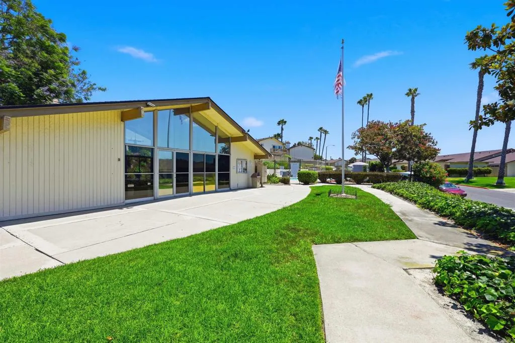 https://cdn.realtyfeed.com/cdn/127/306770561/d48025286855bbcc24e9624485d94cd0.webp