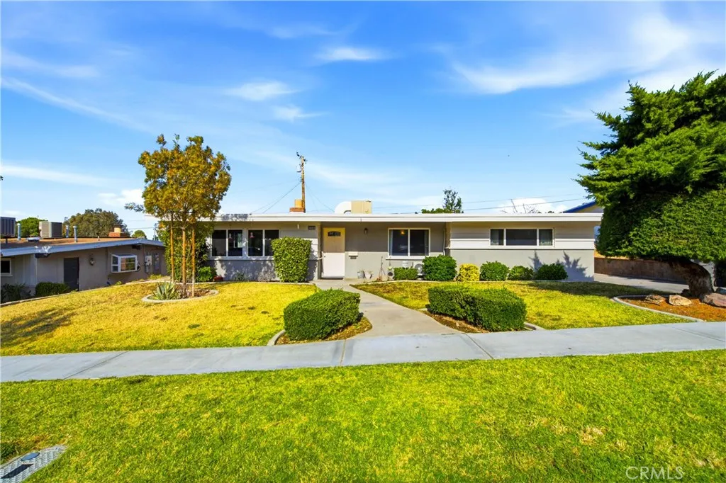 38664 Yucca Tree, Palmdale, CA 93551 - Photo 2 of 14, Palmdale, CA