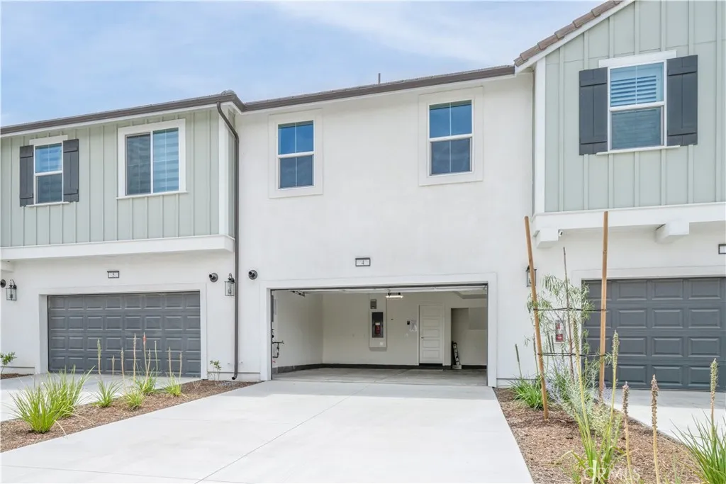4016 E Peony Paseo Unit #4, Ontario, CA 91761 - Photo 3 of 10, Ontario, CA
