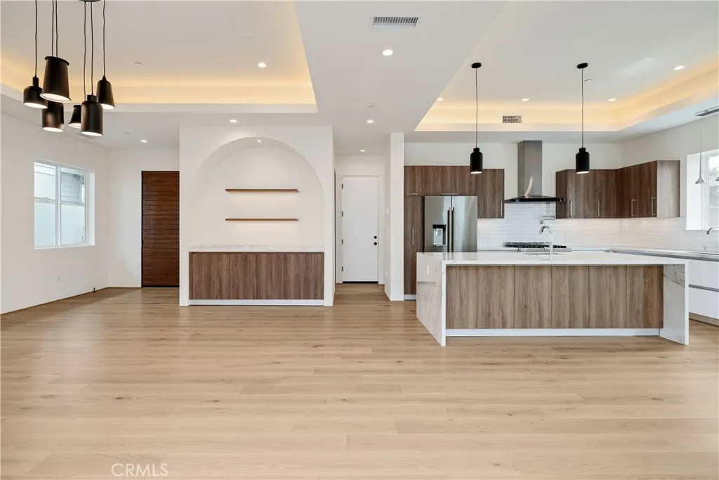 2413 Curtis Avenue Unit B, Redondo Beach, CA 90278 - Photo 3 of 5, Redondo Beach, CA