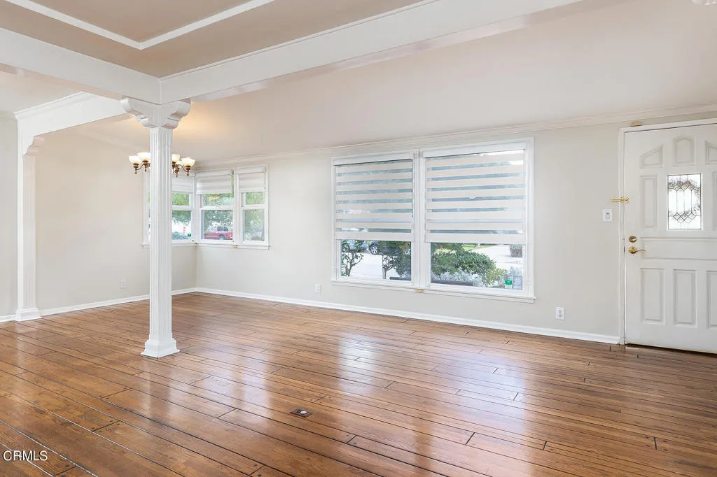 4819 Crown Avenue, La Canada Flintridge, CA 91011 - Photo 5 of 30, La Canada Flintridge, CA