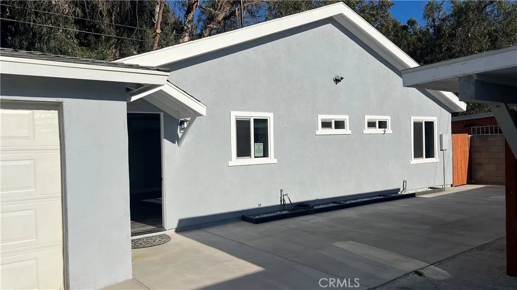 Santa Ana, CA 92703