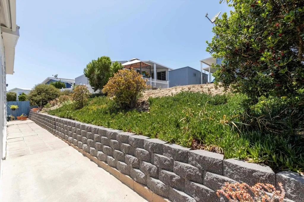 https://cdn.realtyfeed.com/cdn/127/306770622/5ce9417d14cd9efa0da0917cf9b44bb4.webp