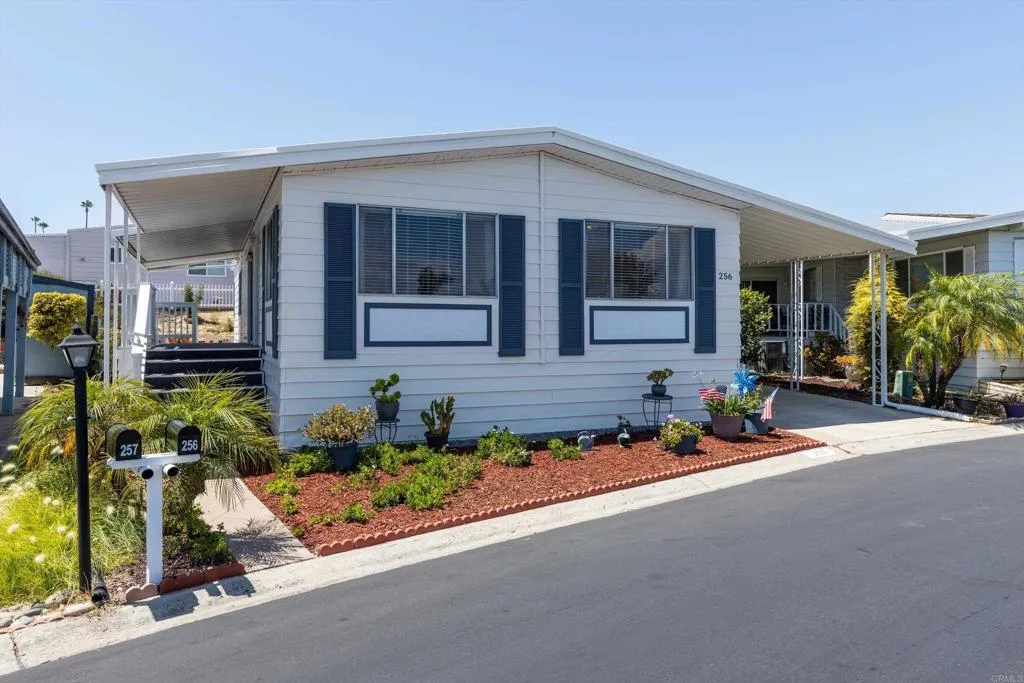 https://cdn.realtyfeed.com/cdn/127/306770622/7ec19ae3ac916cdd5f7c1dbdc0171d54.webp