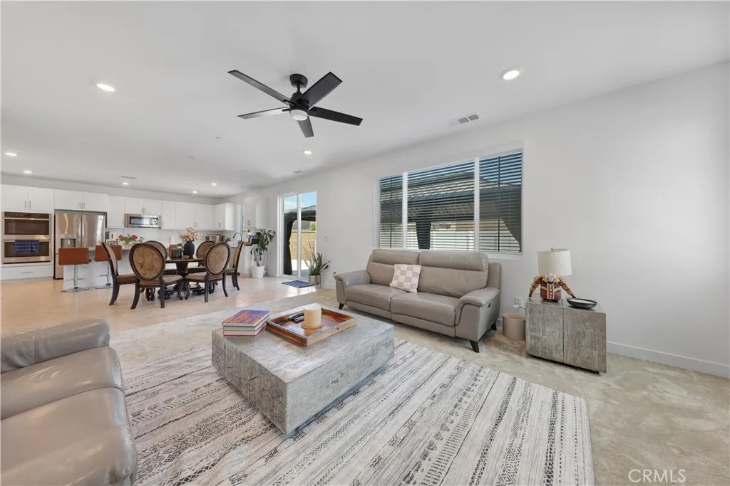 2607 Comber Ridge, Rialto, CA 92377 - Photo 5 of 10, Rialto, CA