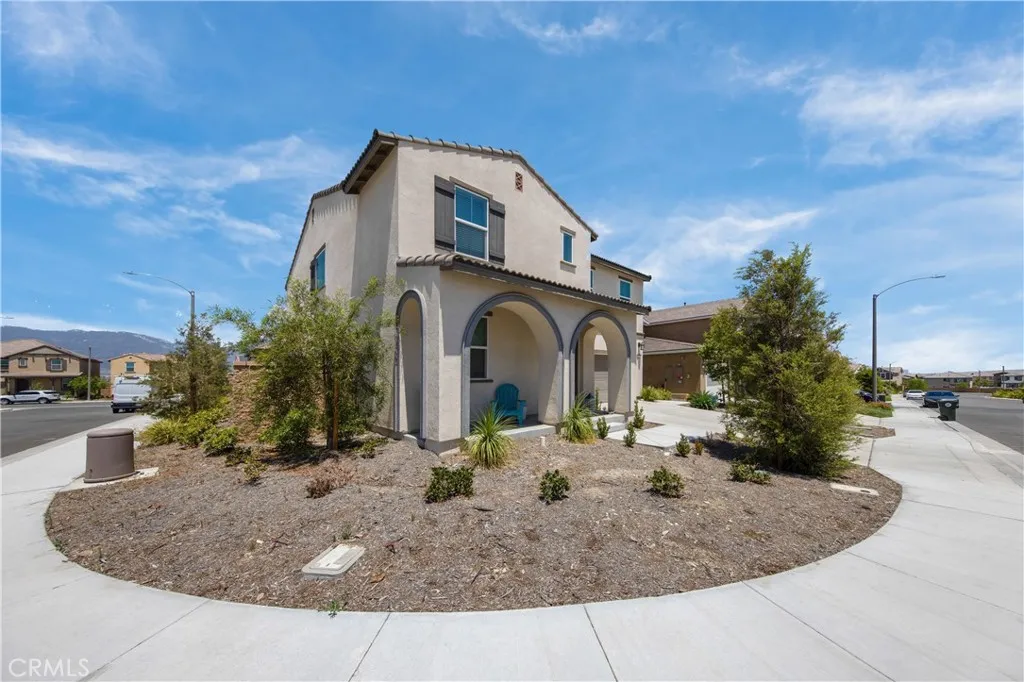 2607 Comber Ridge, Rialto, CA 92377 - Main photo, Rialto, CA