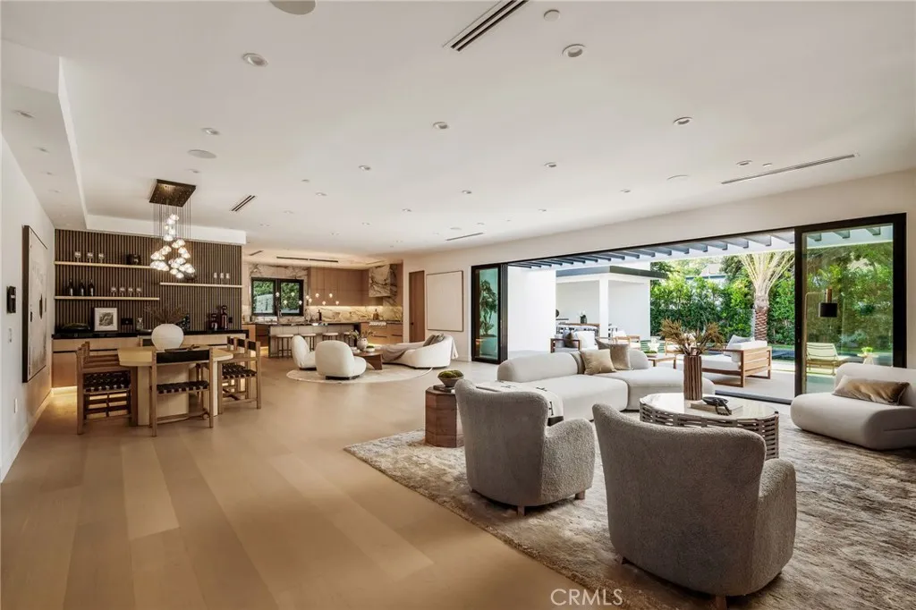 20703 Quedo, Woodland Hills, CA 91364 - Photo 4 of 70, Woodland Hills, CA
