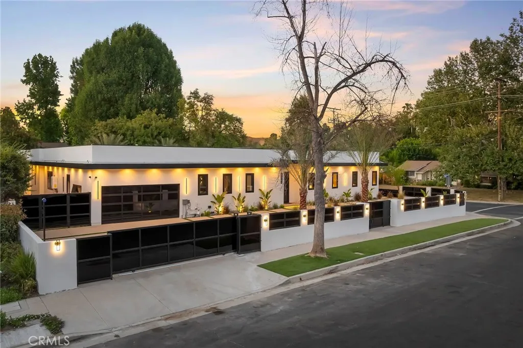 20703 Quedo, Woodland Hills, CA 91364 - Photo 3 of 70, Woodland Hills, CA