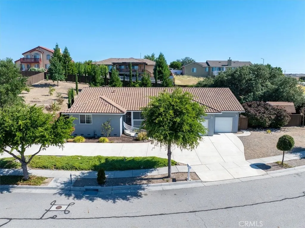 676 Red Cloud, Paso Robles, CA 93446 - Photo 3 of 44, Paso Robles, CA