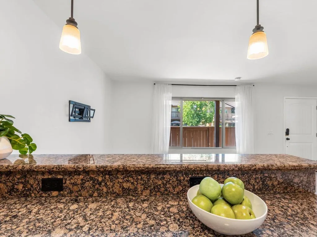 https://cdn.realtyfeed.com/cdn/127/306770651/44106badf89f72b0caa3a37413e4e1ac.webp
