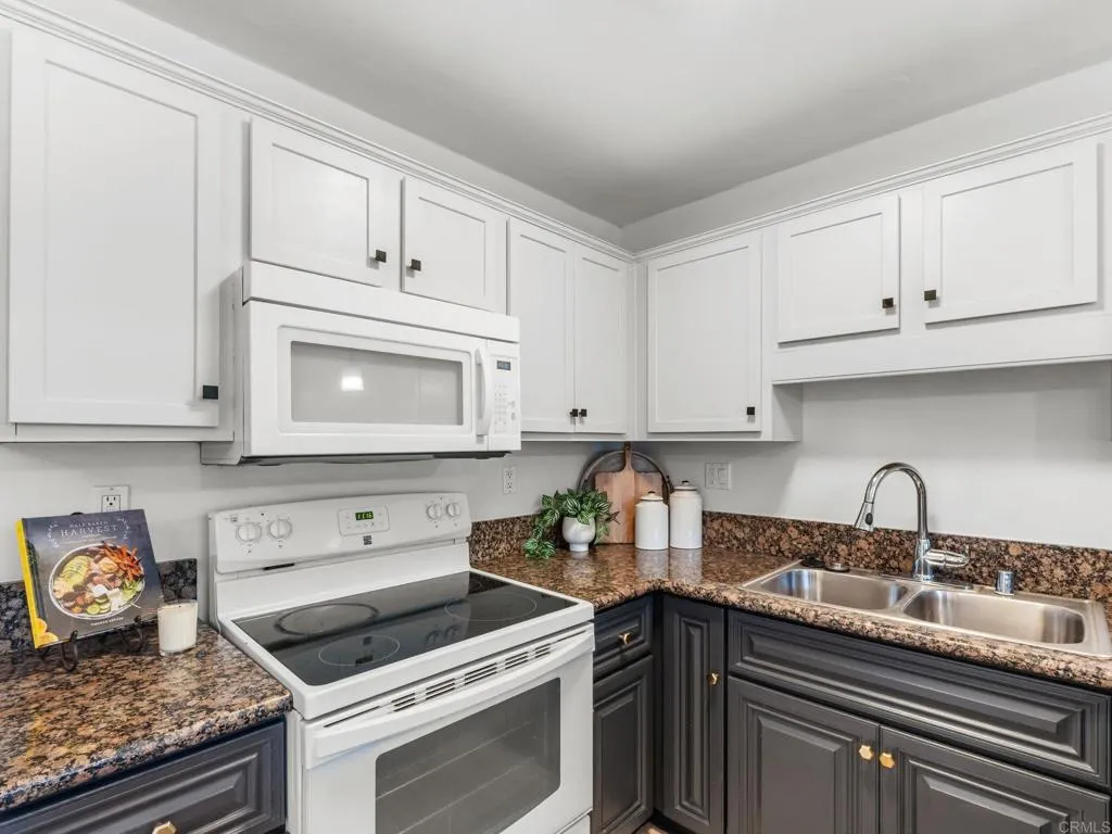 https://cdn.realtyfeed.com/cdn/127/306770651/6fd7bd03a312ef7564c72c7cbed89204.webp