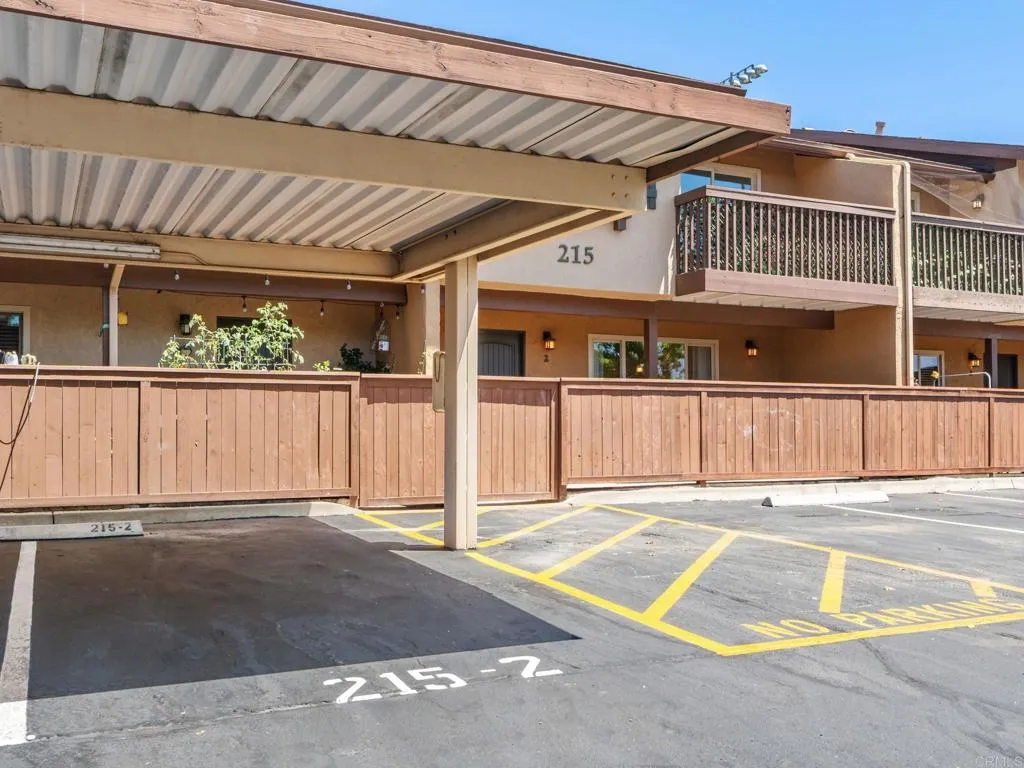 https://cdn.realtyfeed.com/cdn/127/306770651/720d6b833189bf42f7f17276bbd6171e.webp