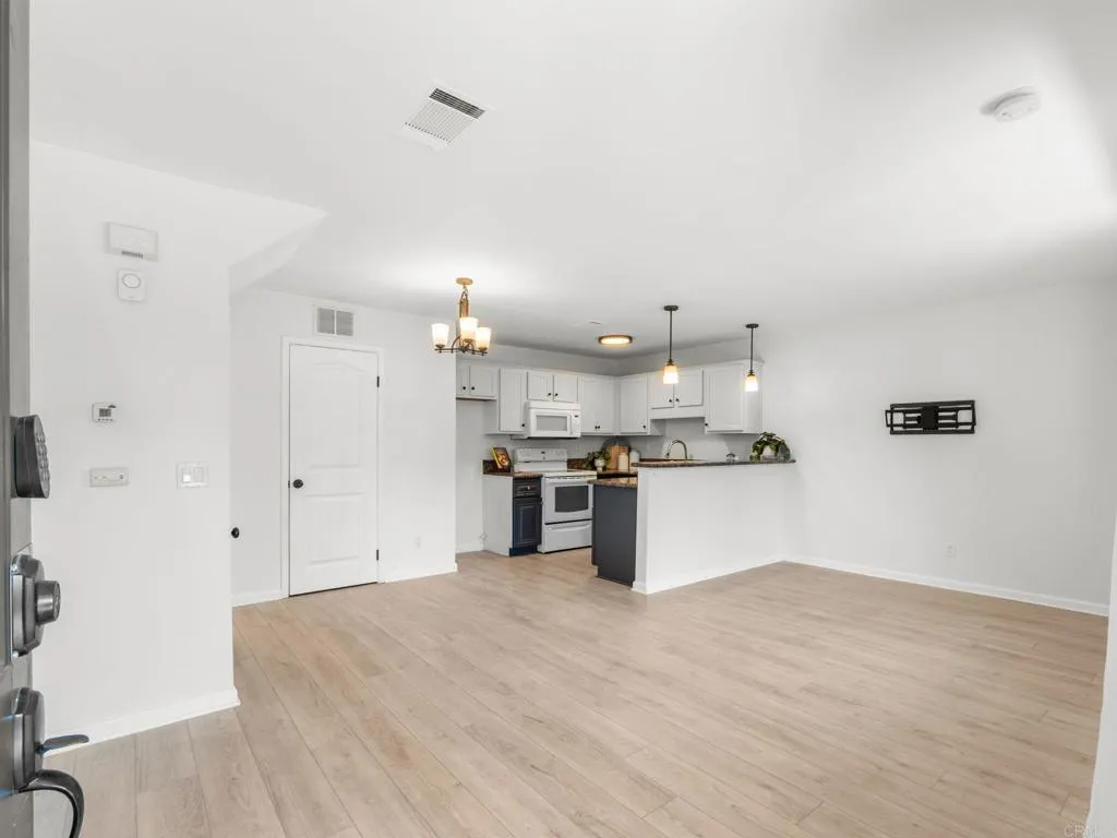 215 Westlake Drive Unit 2, San Marcos, CA 92069 - Photo 2 of 36, San Marcos, CA