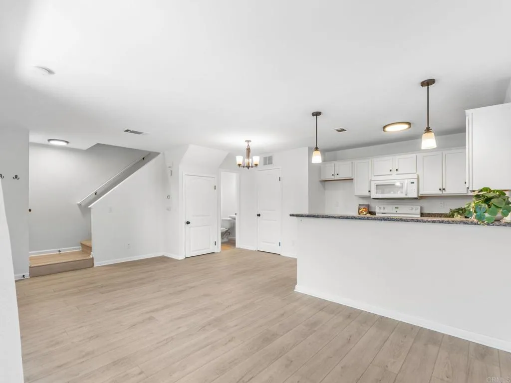 215 Westlake Drive Unit 2, San Marcos, CA 92069 - Photo 4 of 36, San Marcos, CA