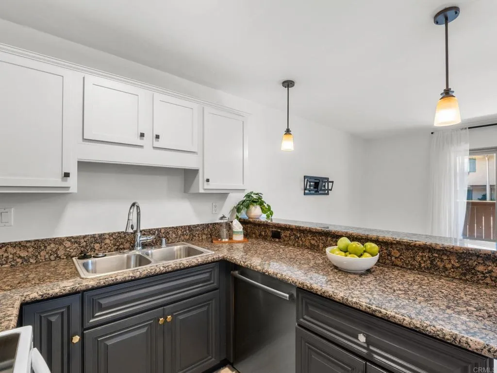 https://cdn.realtyfeed.com/cdn/127/306770651/ba4af79a01a93b335fac1c6ff3471921.webp